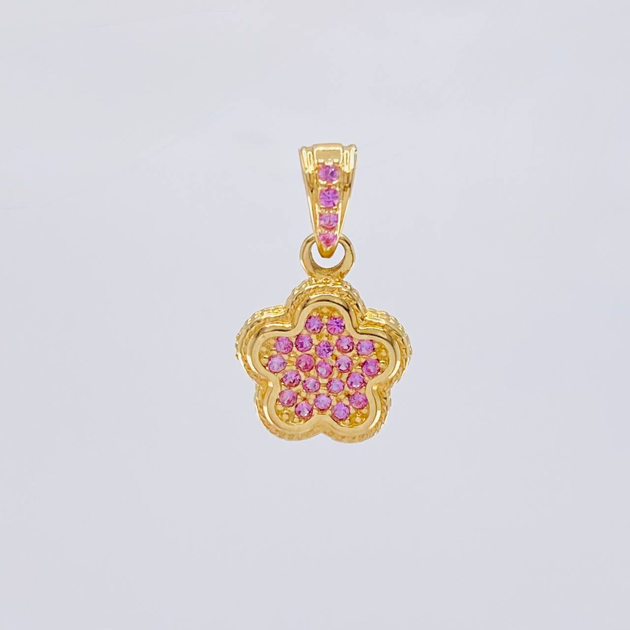 Dije Flor 1.5 g / 3/4 in Oro Amarillo 18K