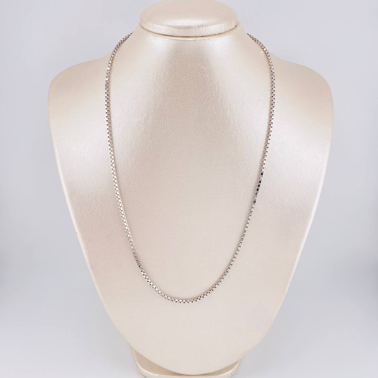 Cadena Veneciana 7.65 g / 20 in / 2 mm Oro Blanco 18K
