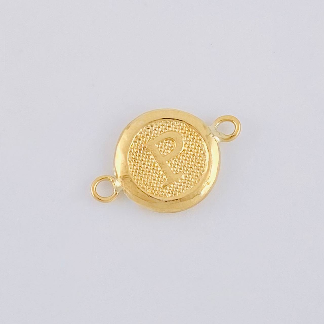 Charm Circle Letter P 0.3 g / 1/2 in 18K Yellow Gold