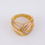Anillo Olas Cruzadas 6.6g / T6 1/4 Tres Oros 18K