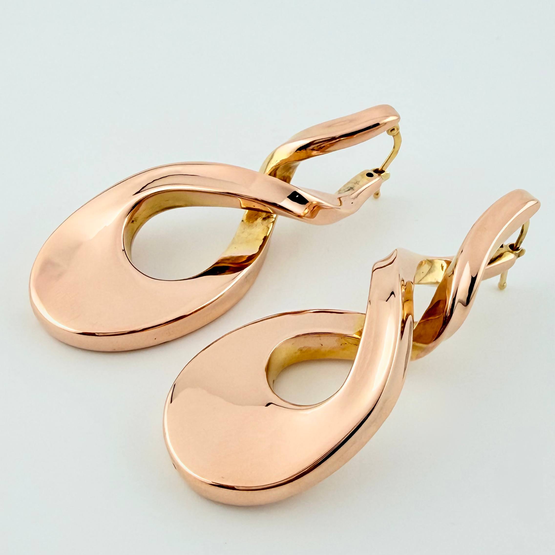 Hoop Earrings 7.75gr / 2.3in / 18K Gold +4©