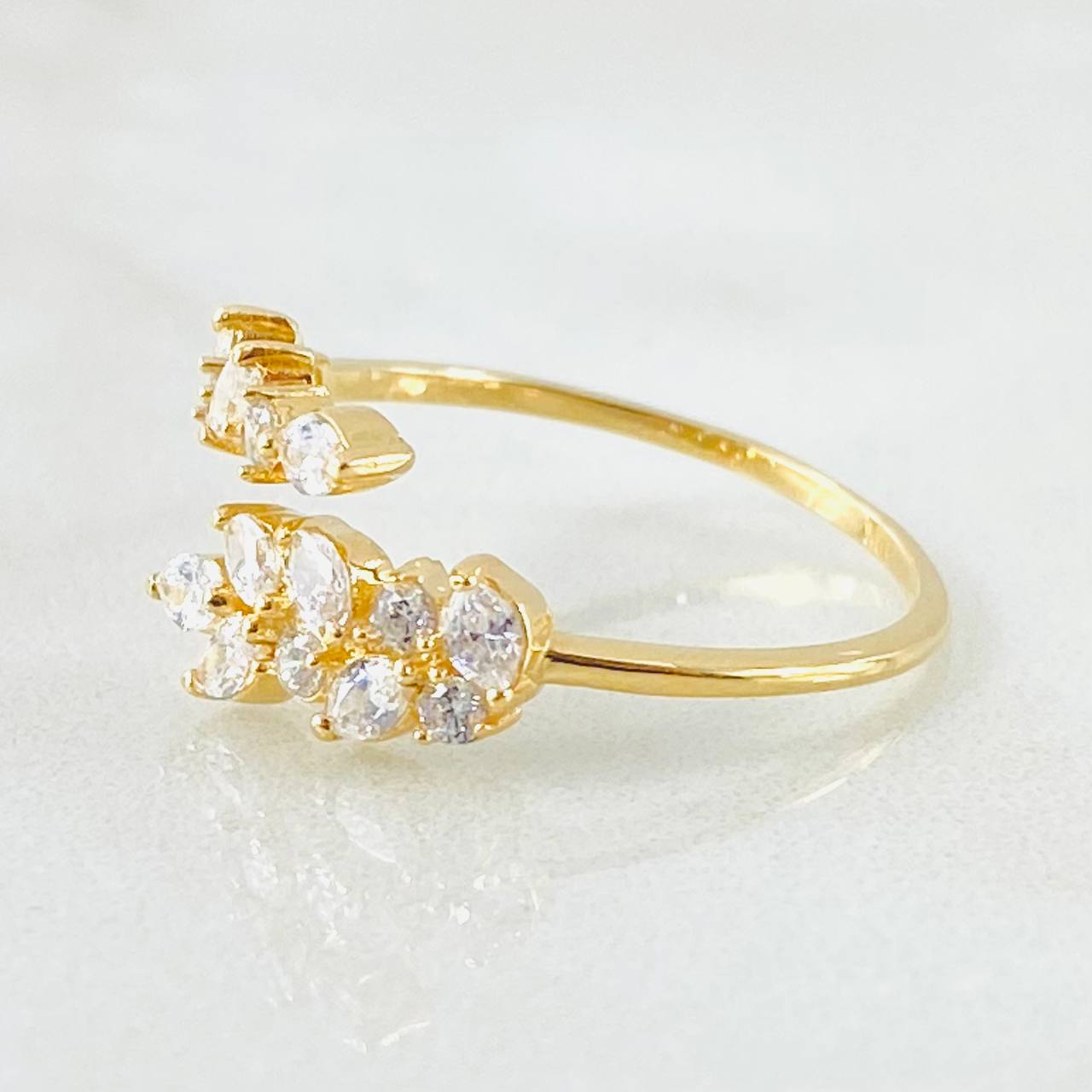 Anillo Espiga Seguida 2.25gr / T7 1/2 / Oro Amarillo 18K ©