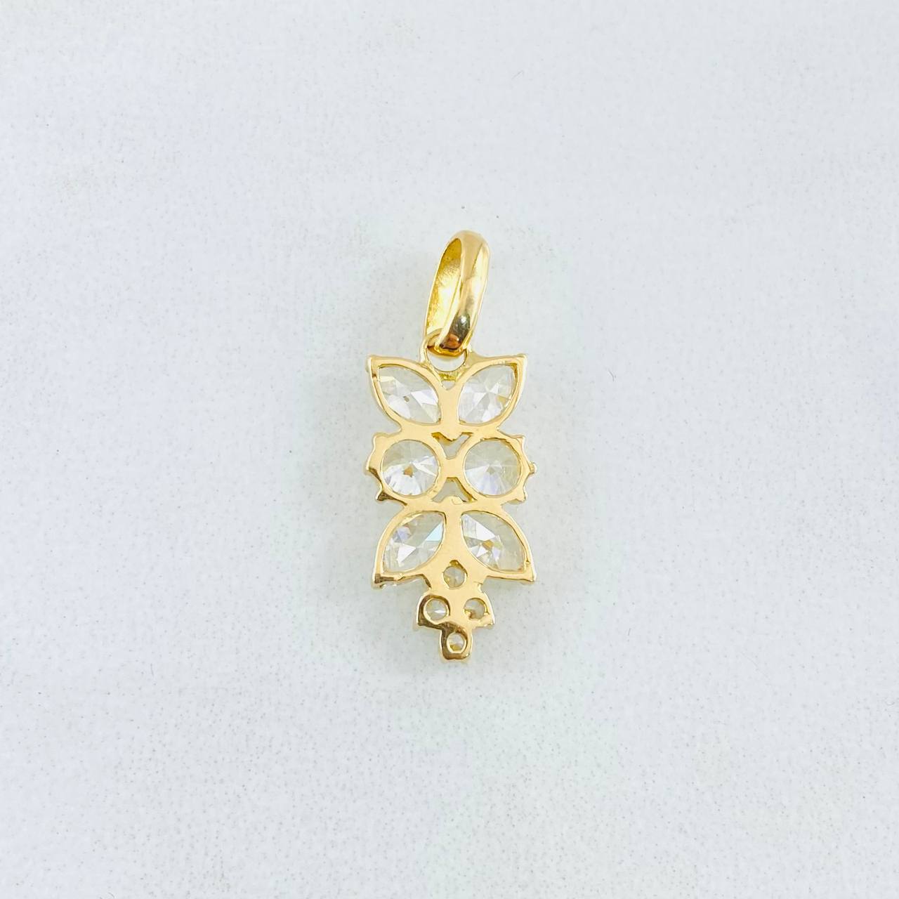 Dije Espiga Seguida 1.35gr / 3/4 in / Oro Amarillo 18K ©