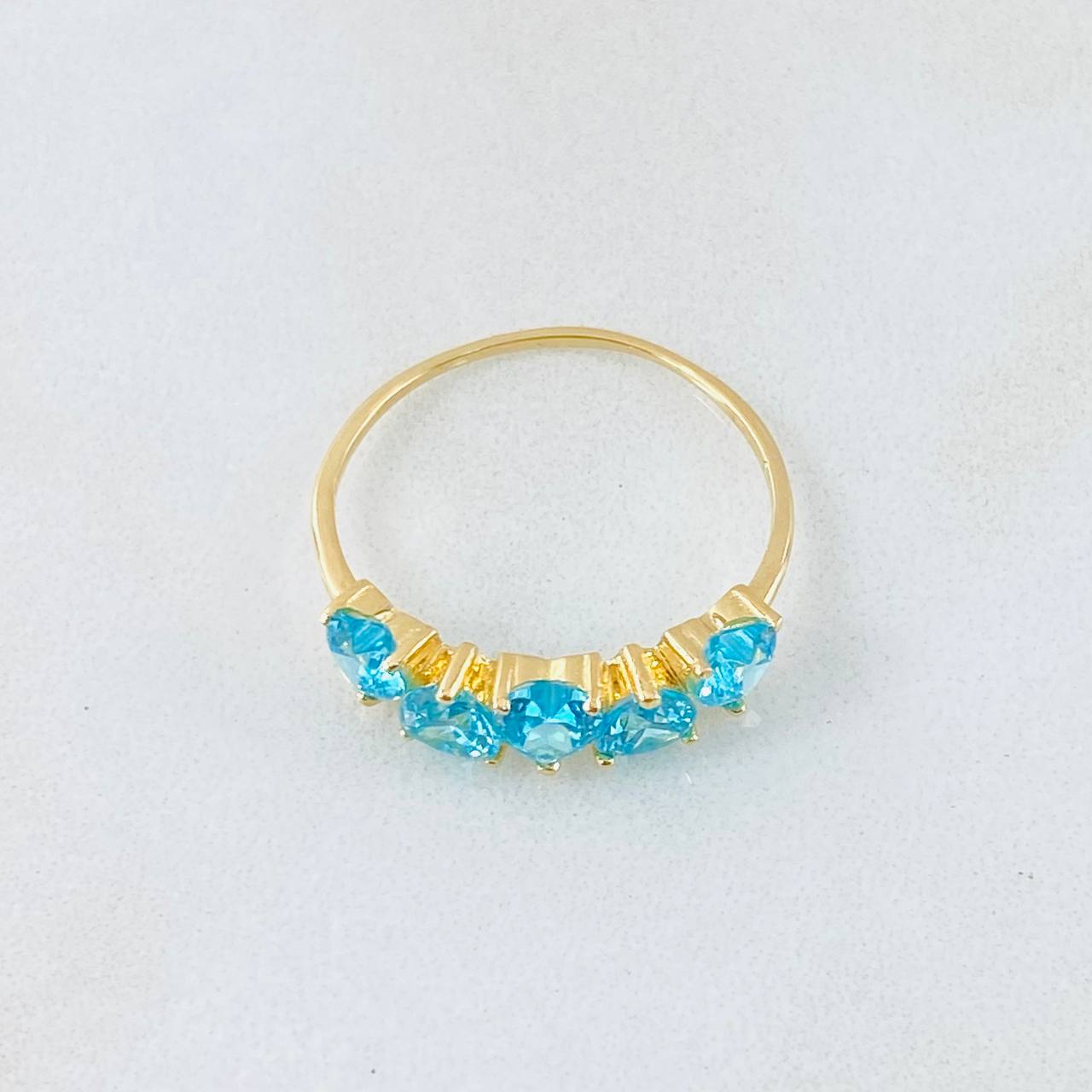 Hearts Line Ring 1.5gr / Size 6 / 18K Gold