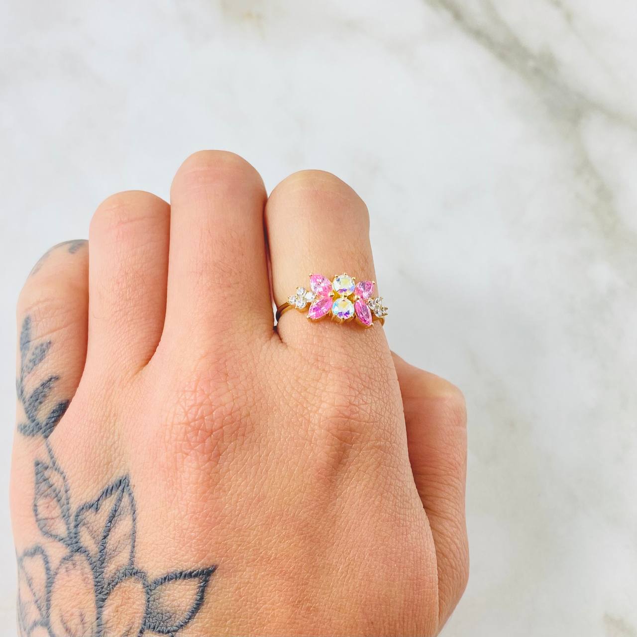 Anillo Muerdago Floral 2.1gr / T6 1/4 / Oro Amarillo 18K