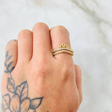 Anillo Corona Pavonada 3.35gr / T6 1/4 / Oro Amarillo 18K