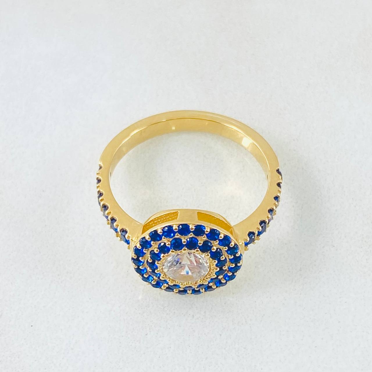 Anillo Halo Circular Túpido 4.15gr / T5 1/2 / Oro Amarillo 18K