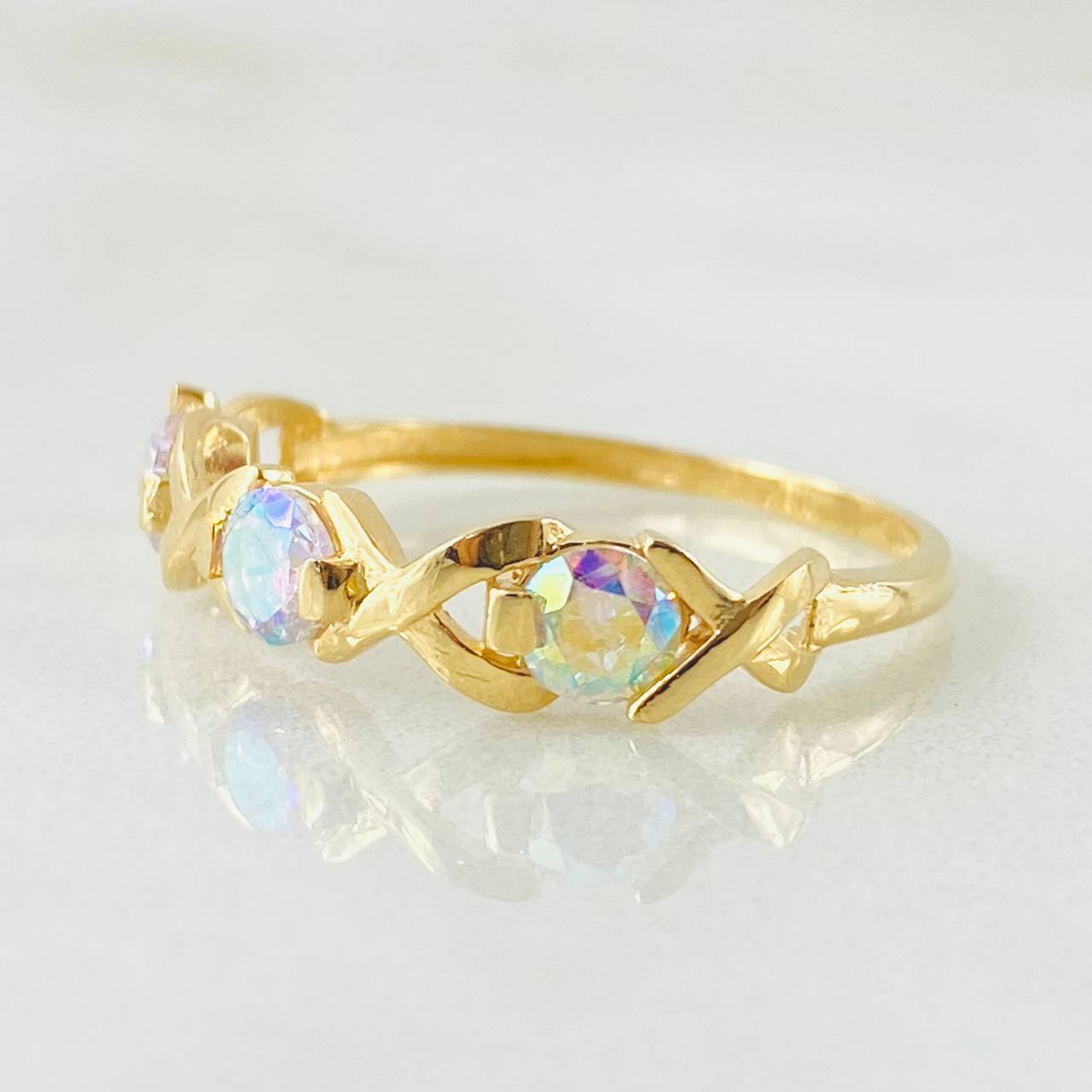 Anillo Prismal 2.35gr / T8 / Oro Amarillo 18K