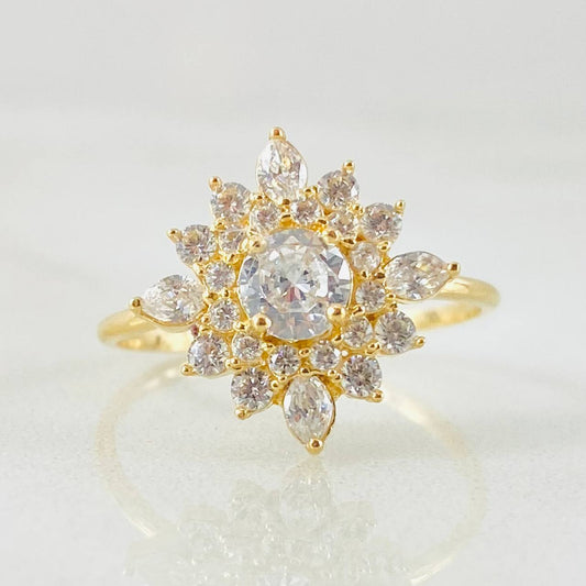Anillo Flor Estrellada 1.9gr / T6 1/4 / Oro Amarillo 18K