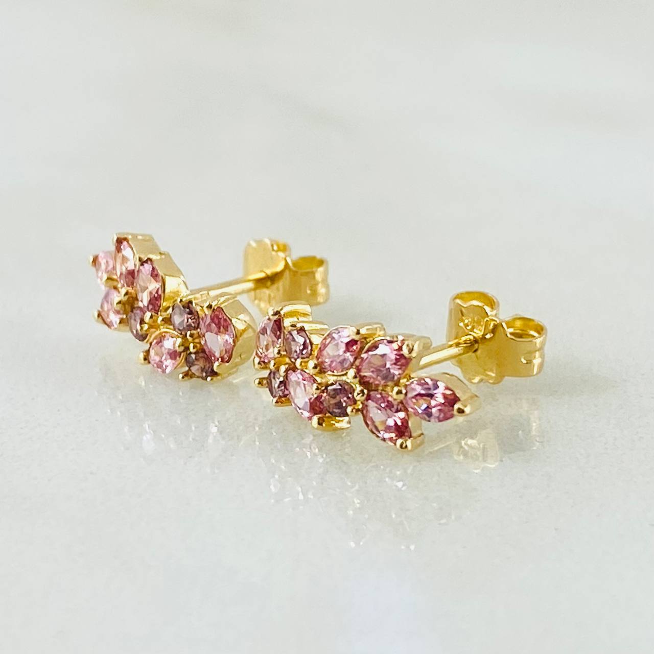 Topos Espiga Seguida 2.3gr / Oro Amarillo 18K