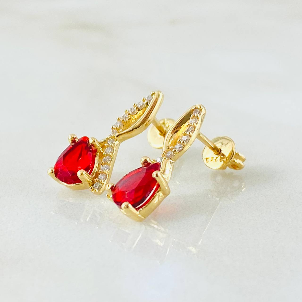 Topos Nota sol Rojo 3.25gr / Oro Amarillo 18K