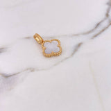 Pendant Clover 5.75gr / 2.7cm / White Mother of Pearl 18K Yellow Gold #