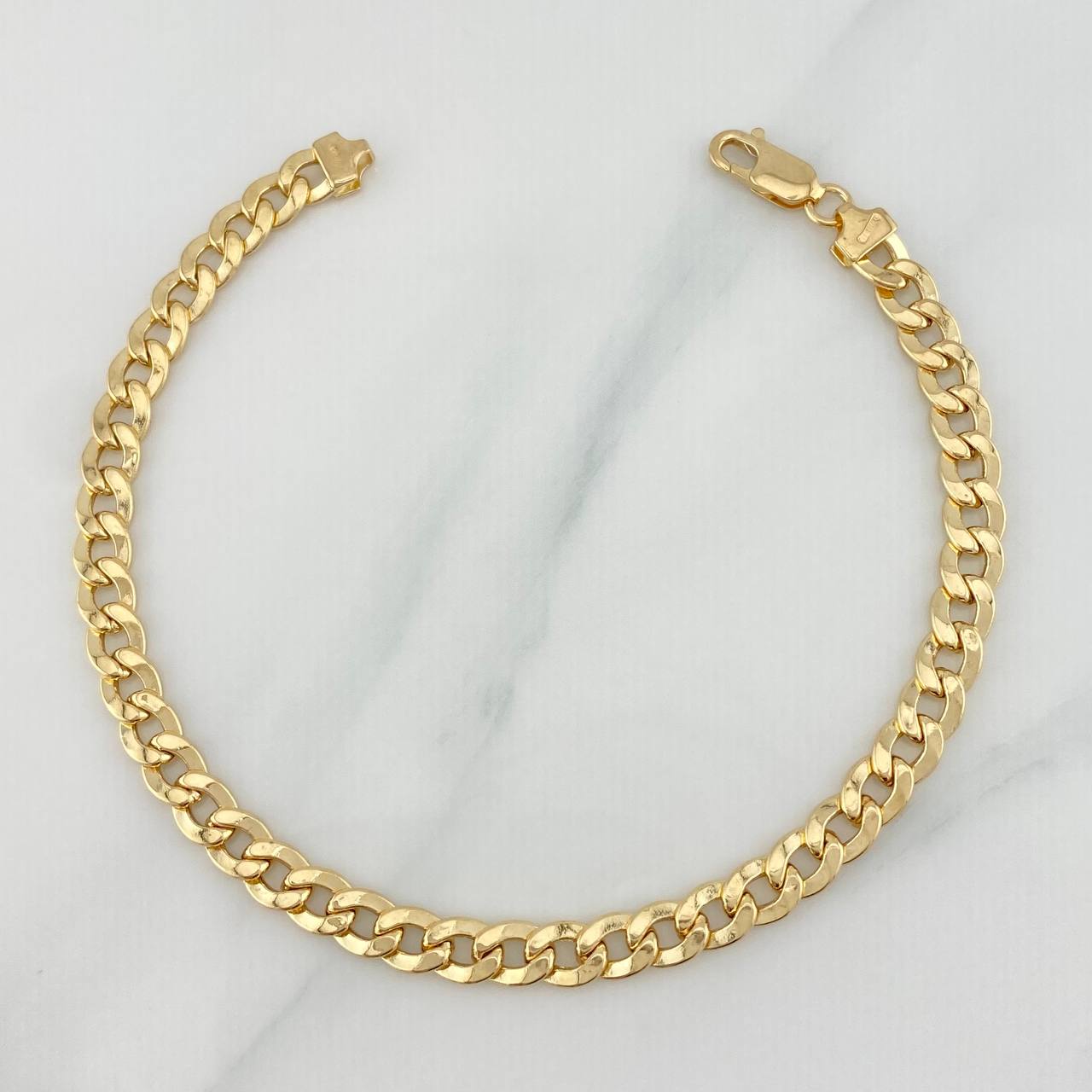 Pulso Cubano 7.1 g / 8 1/4 in / 5 mm Oro Amarillo 18K