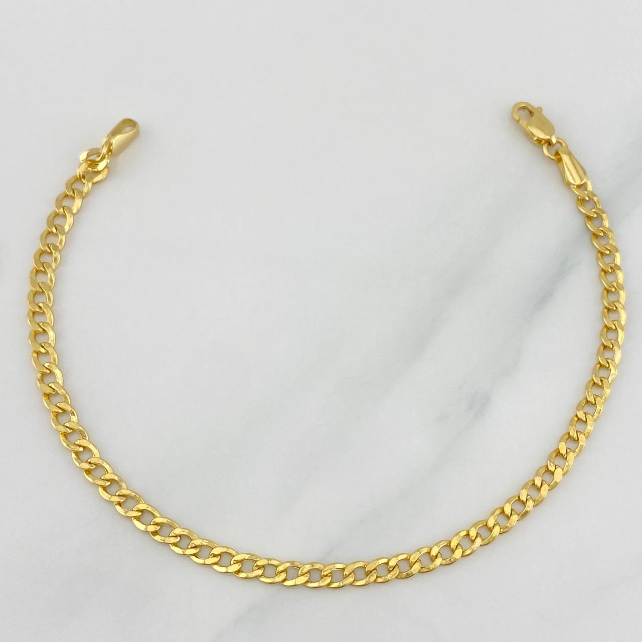 Pulso Cubano 2.3 g / 7 1/4 in / 3 mm Oro Amarillo 18K