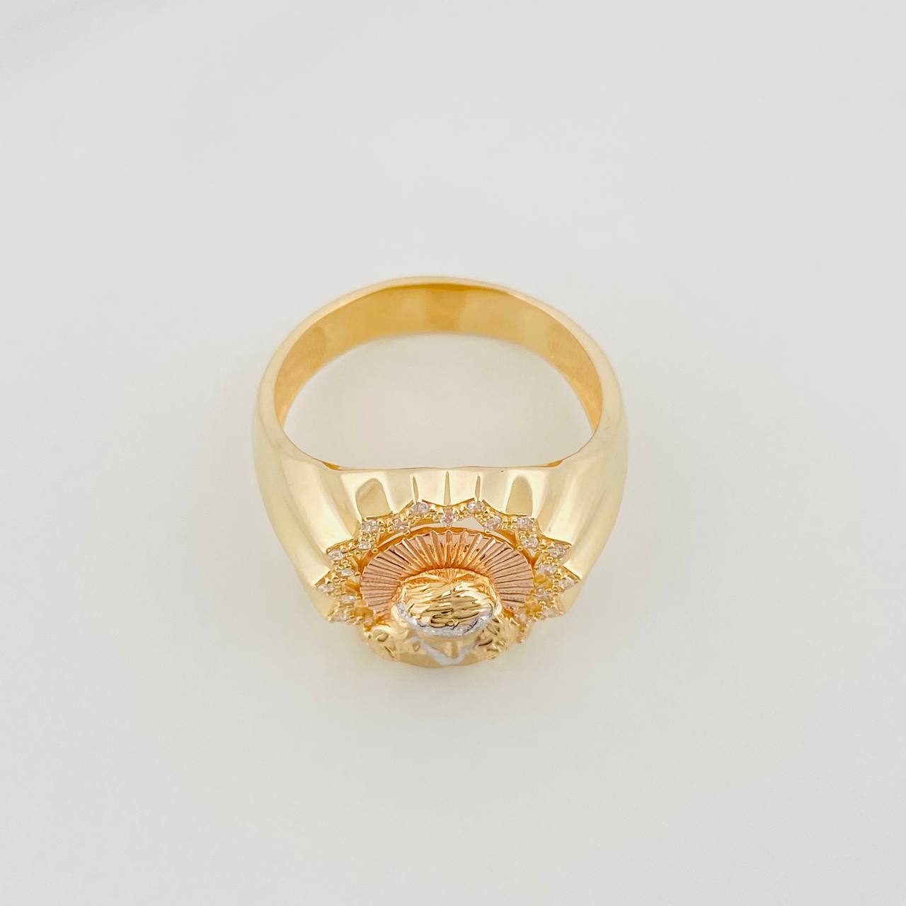 Christ Face Ring 6.9 g / Size 10 Three Golds 18K