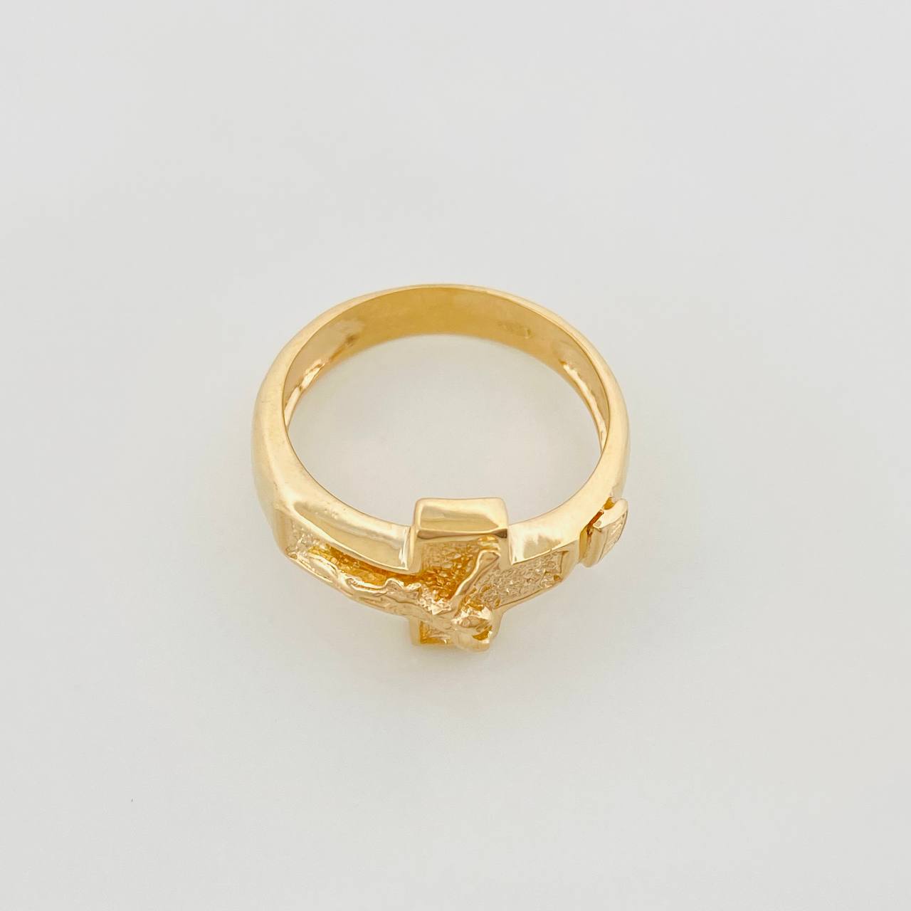 Anillo Cruz 5.75 g / T8 3/4 Oro Amarillo 18K