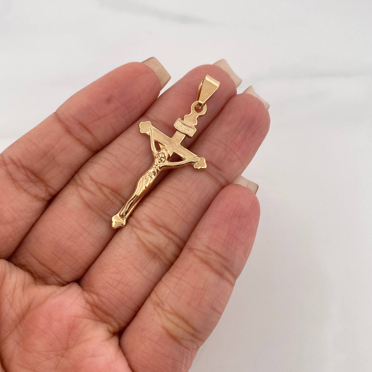 Dije Cristo Cruz 3.45 g / 1 3/4 in Oro Amarillo 18K