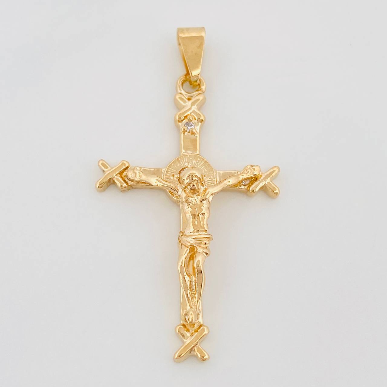 Dije Cristo Cruz 5.3 g / 1 3/4 in Oro Amarillo 18K