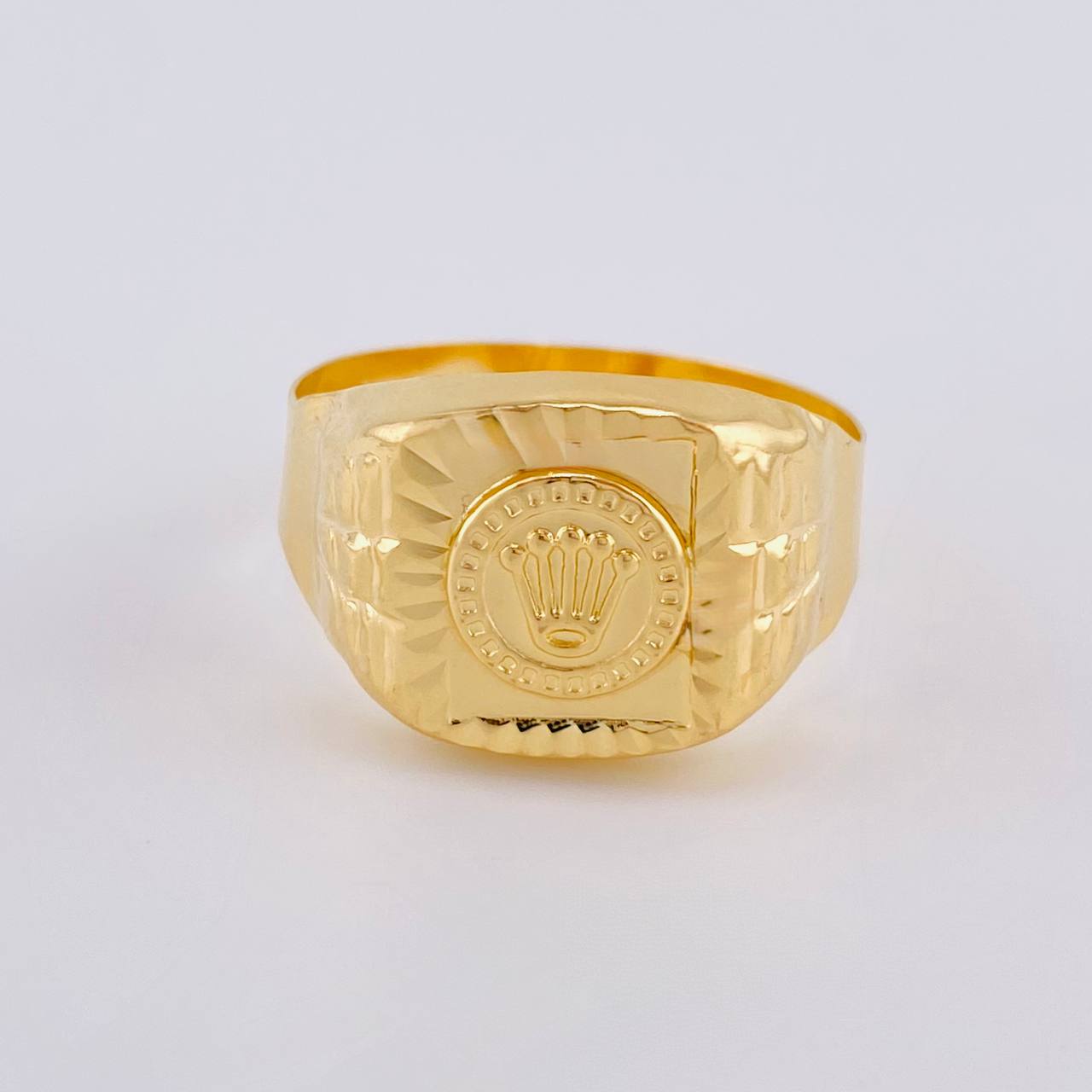 Crown Signet Ring 2.85 g / T11 1/2 Yellow Gold 18K