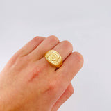 Crown Signet Ring 2.85 g / T11 1/2 Yellow Gold 18K