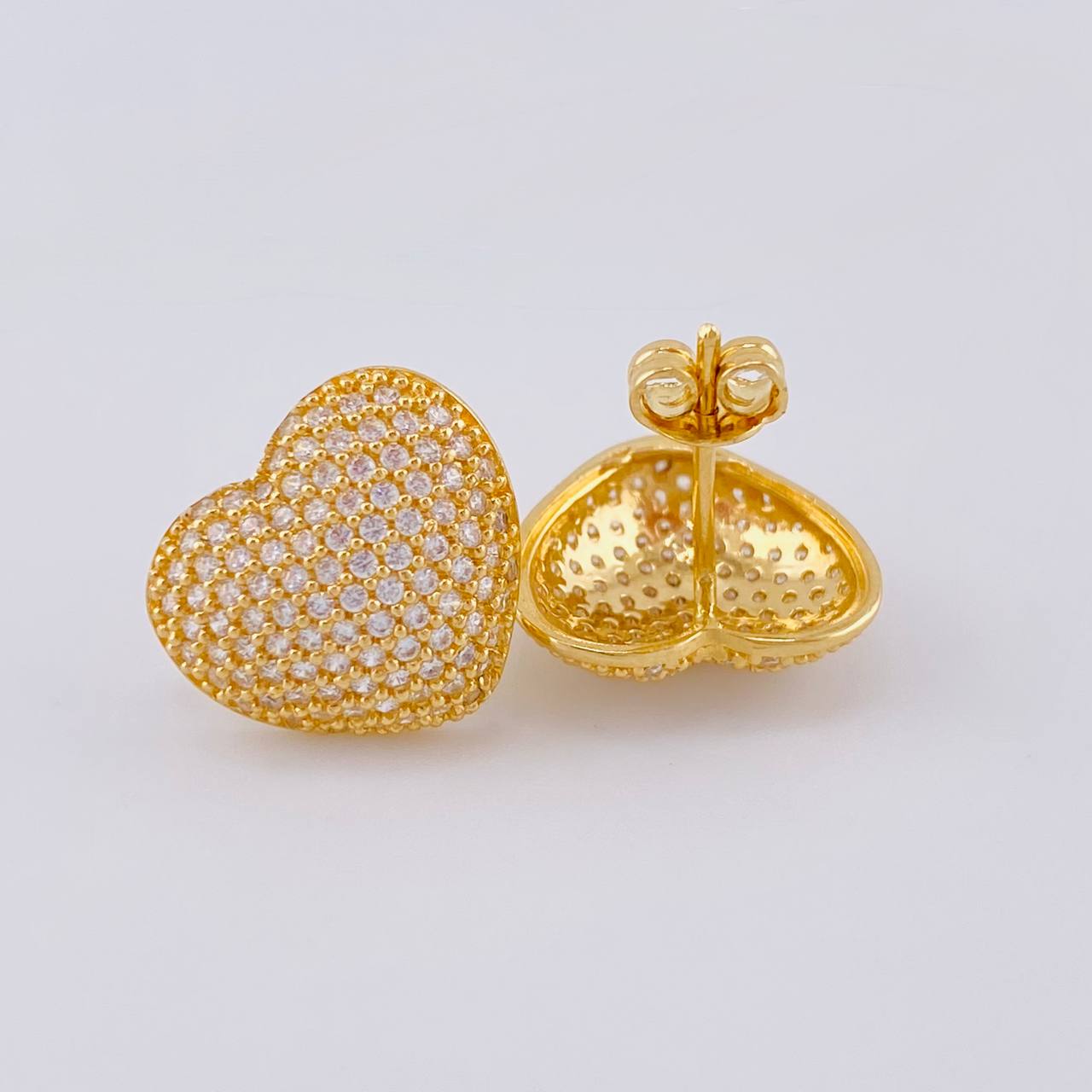 Dense Heart Stud Earrings 3.4 g / in / 12.62 mm Yellow Gold 18K