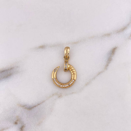 Pendant Nail 2.6gr / 2.6cm / White Zircons 18K Yellow Gold #