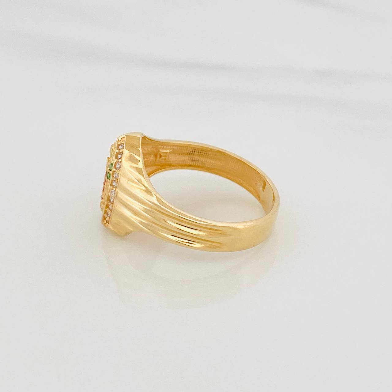 Anillo Virgen Guadalupe 4g / T5 3/4 Oro Amarillo 18K