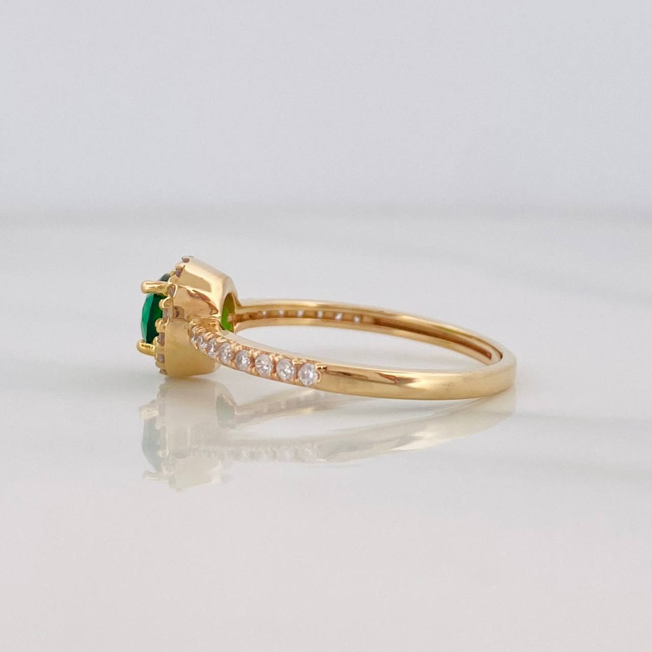 Anillo Solitario Halo 2.3g / T7 Oro Amarillo 18K