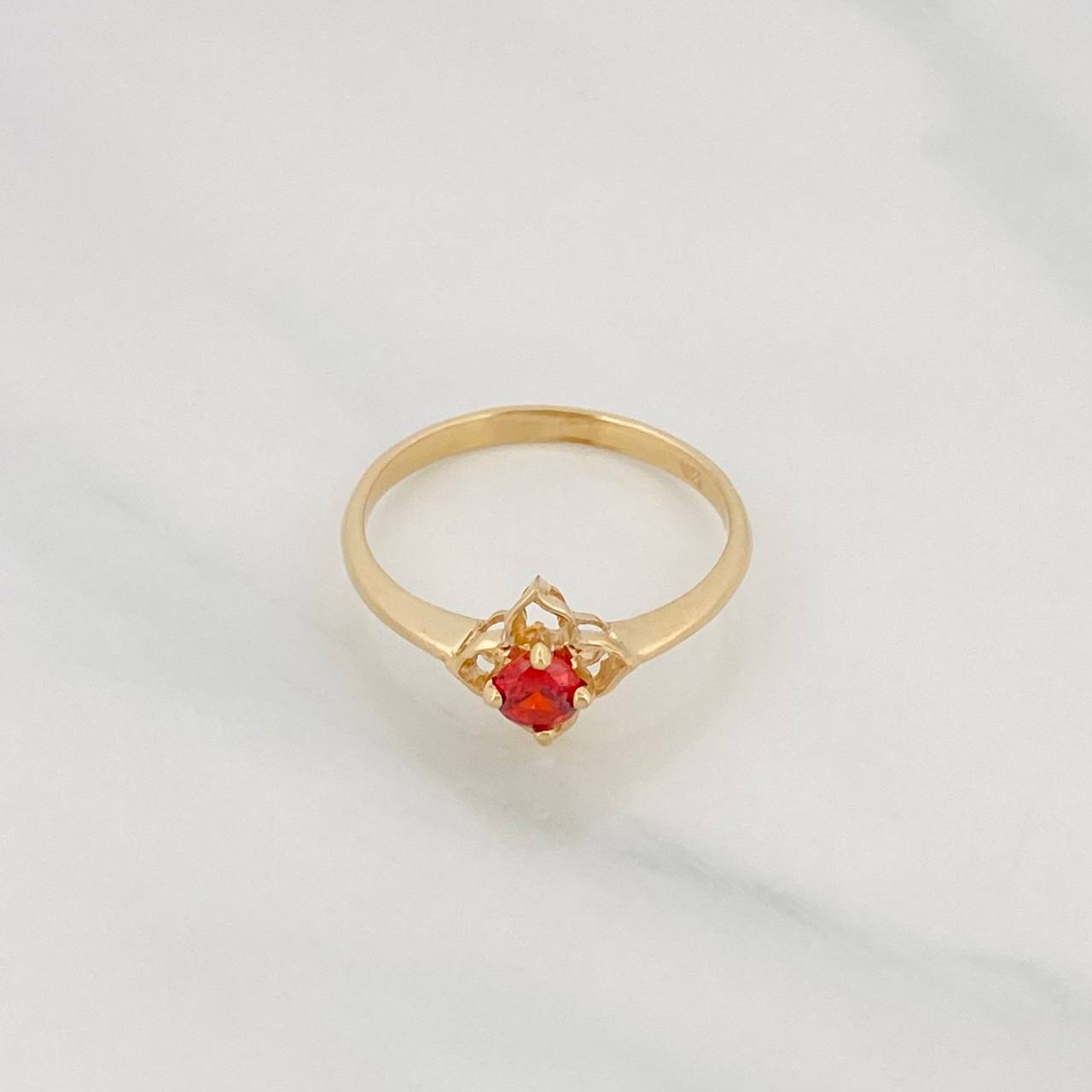 Flower Ring 1.9g / T7 1/2 Yellow Gold 18K