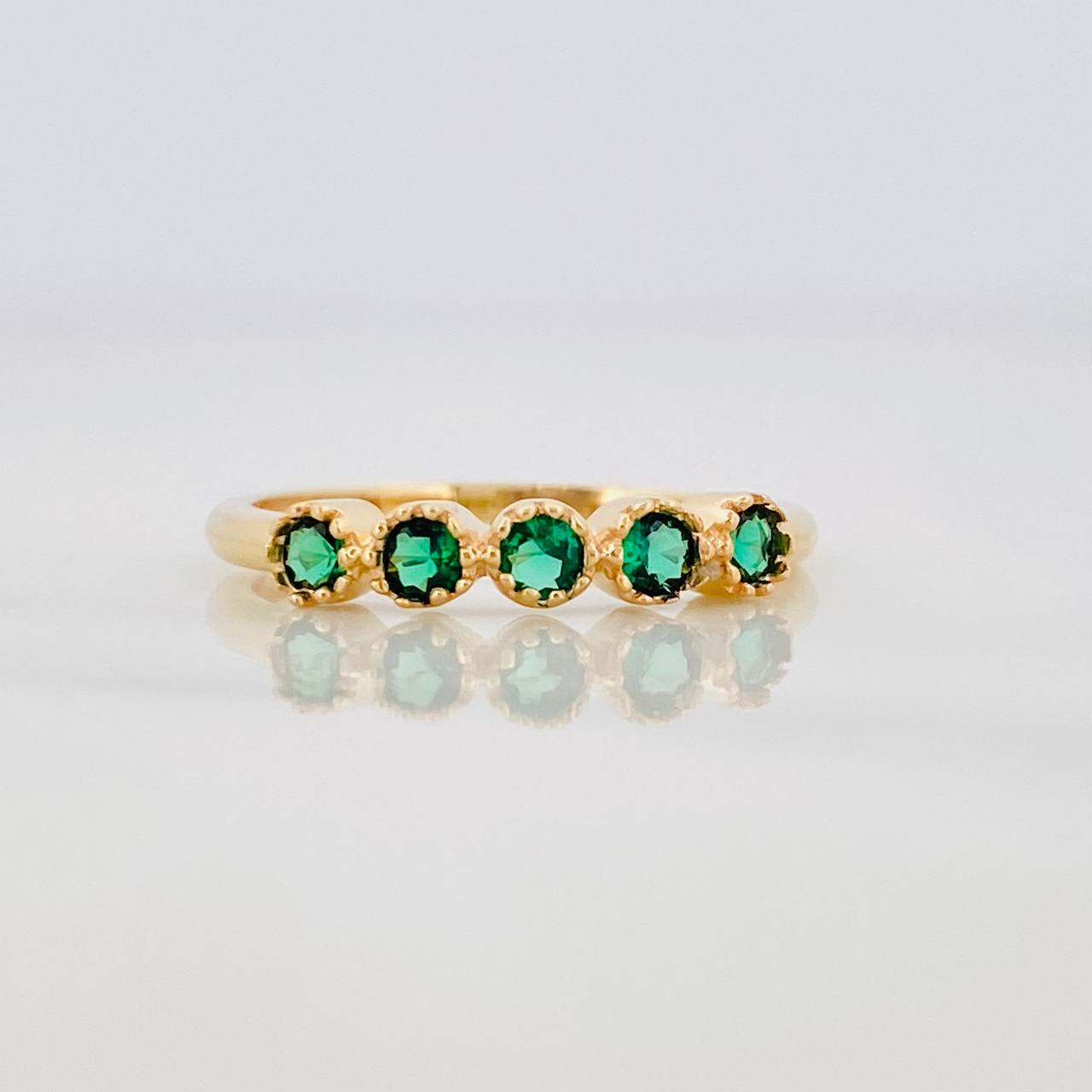 Estela Ring 1.4g / T5 3/4 Yellow Gold 18K