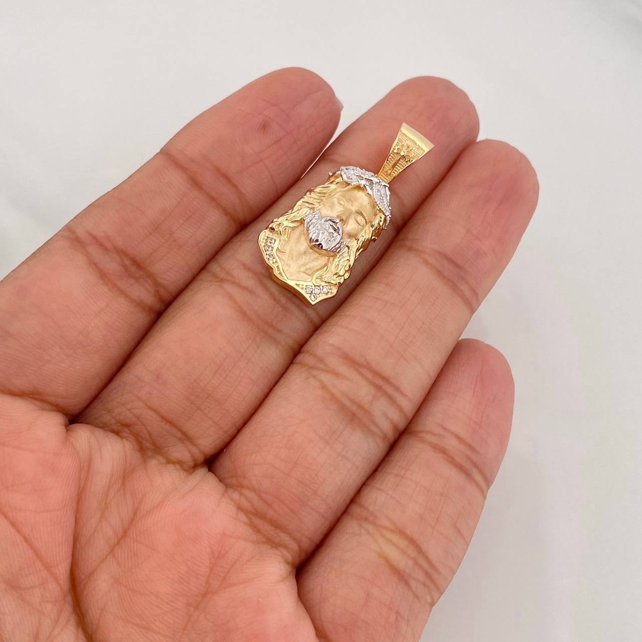 Dije Rostro Cristo 3.55g / 1 1/4 in Dos Oros Amarillo Blanco 18K