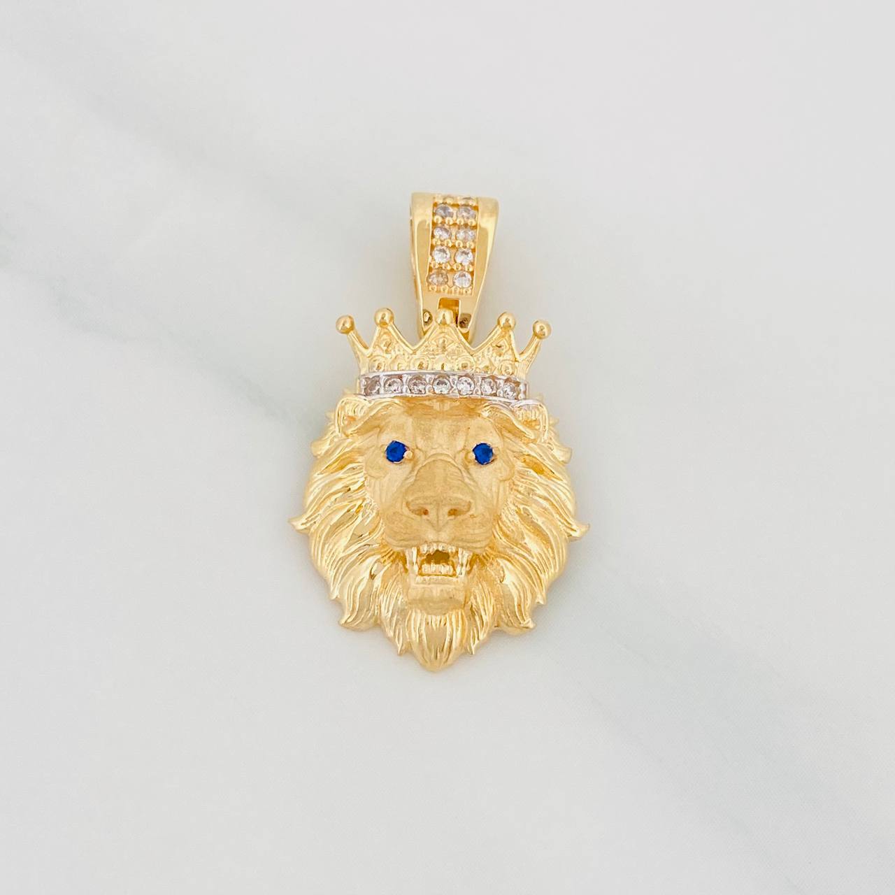 Pendant Lion 3.8g / 1 in Two Yellow White Golds 18K