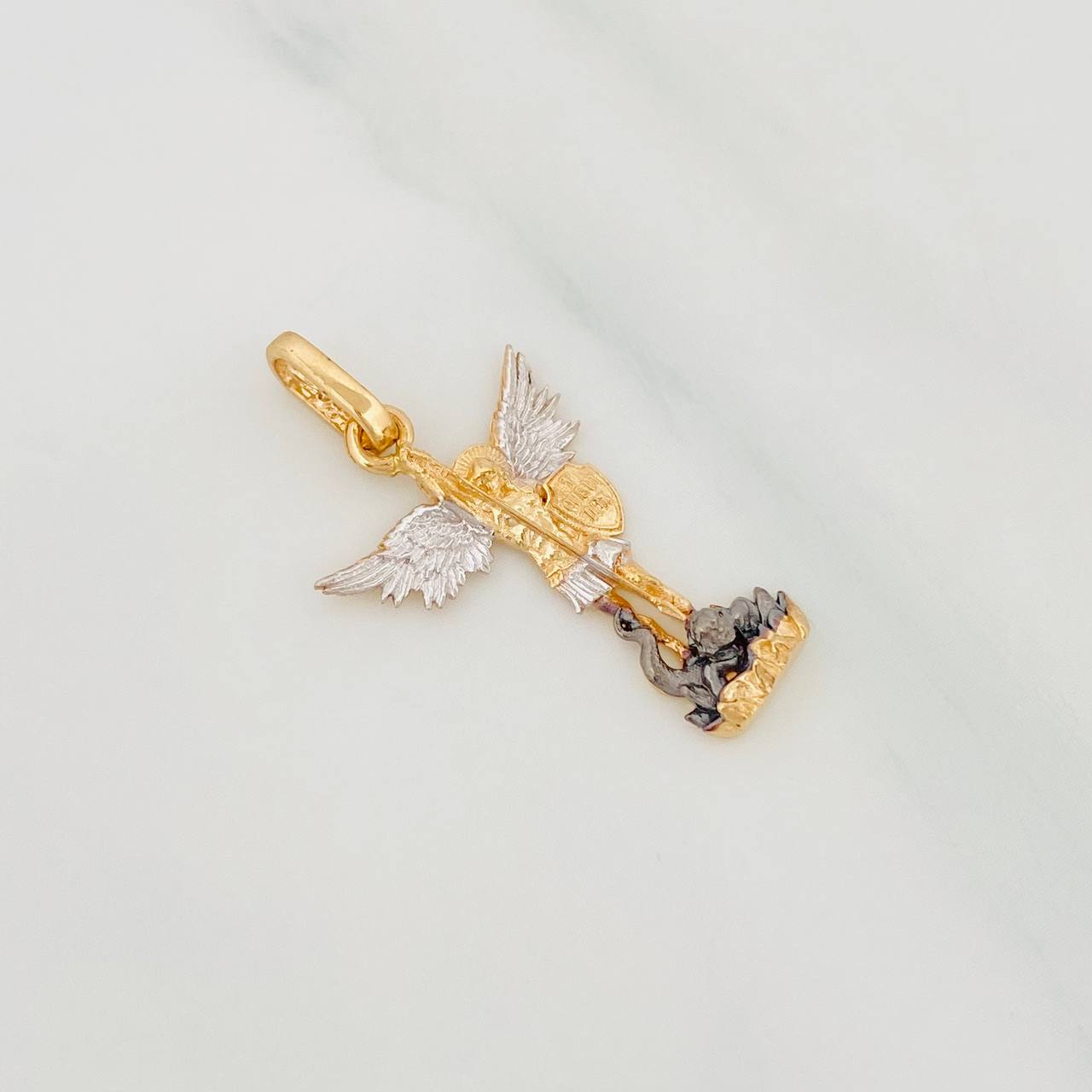 Saint Michael Pendant 1.75g / 1 in Tri-Color Yellow White Black Gold 18K