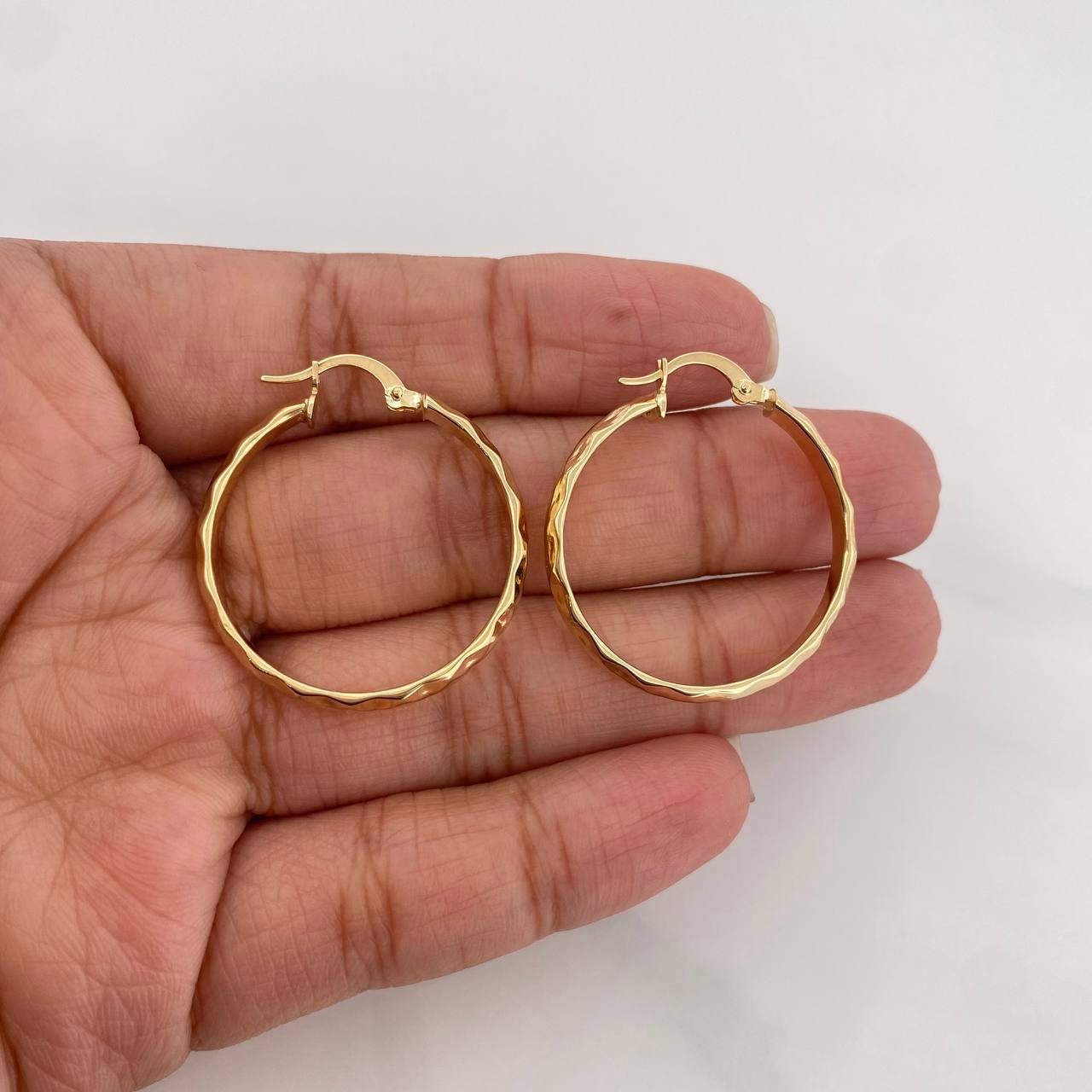 Candongas Lary 2.95g / 1 1/4 in Oro Amarillo 18K