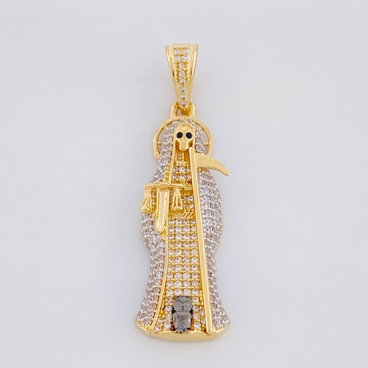 Dije Santa Muerte 7.6g / 1 3/4 in Dos Oros Amarillo Blanco 18K