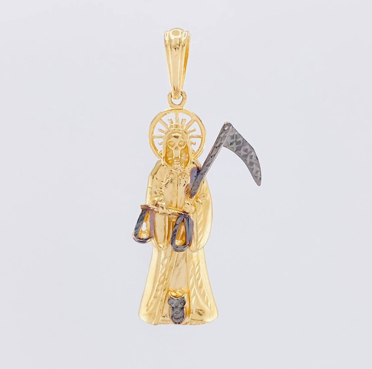 Dije Santa Muerte 5.8g / 1 3/4 in Dos Oros Negro Amarillo 18K