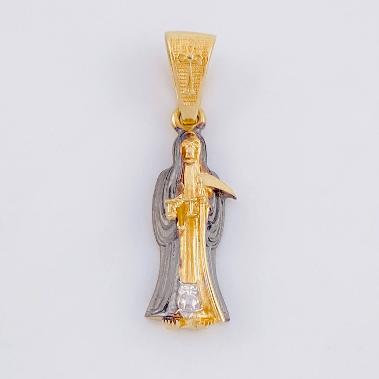 Dije Santa Muerte 2.55g / 1 1/4 in Dos Oros Negro Amarillo 18K