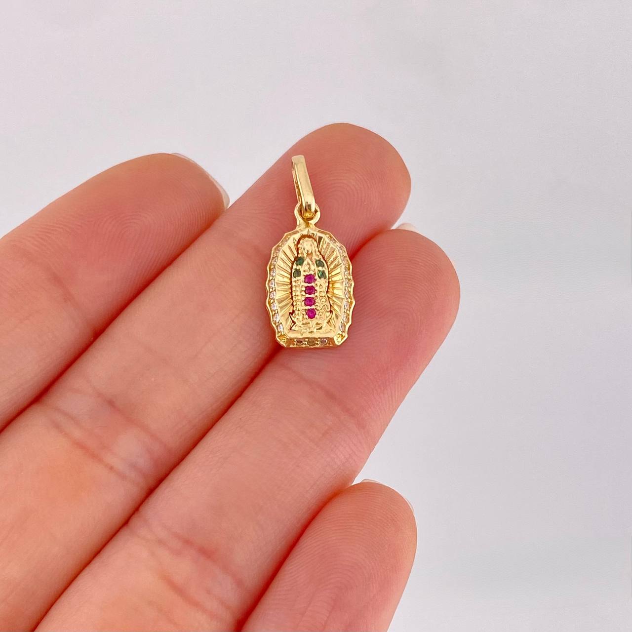 Dije Virgen de Guadalupe 1.2g / 3/4 in Oro Amarillo 18K