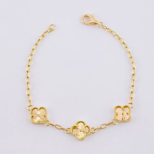 Pulso Aro Seguido Trébol 5.1g / 6 3/4 in / 2.5mm Oro Amarillo 18K