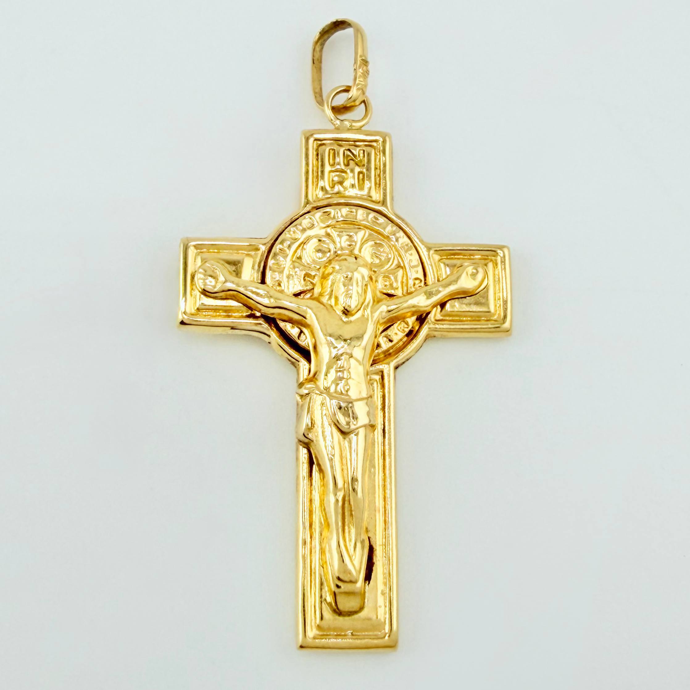Saint Benedict Christ Cross Pendant 1.85gr / 1 1/2 in / Yellow Gold 18K $
