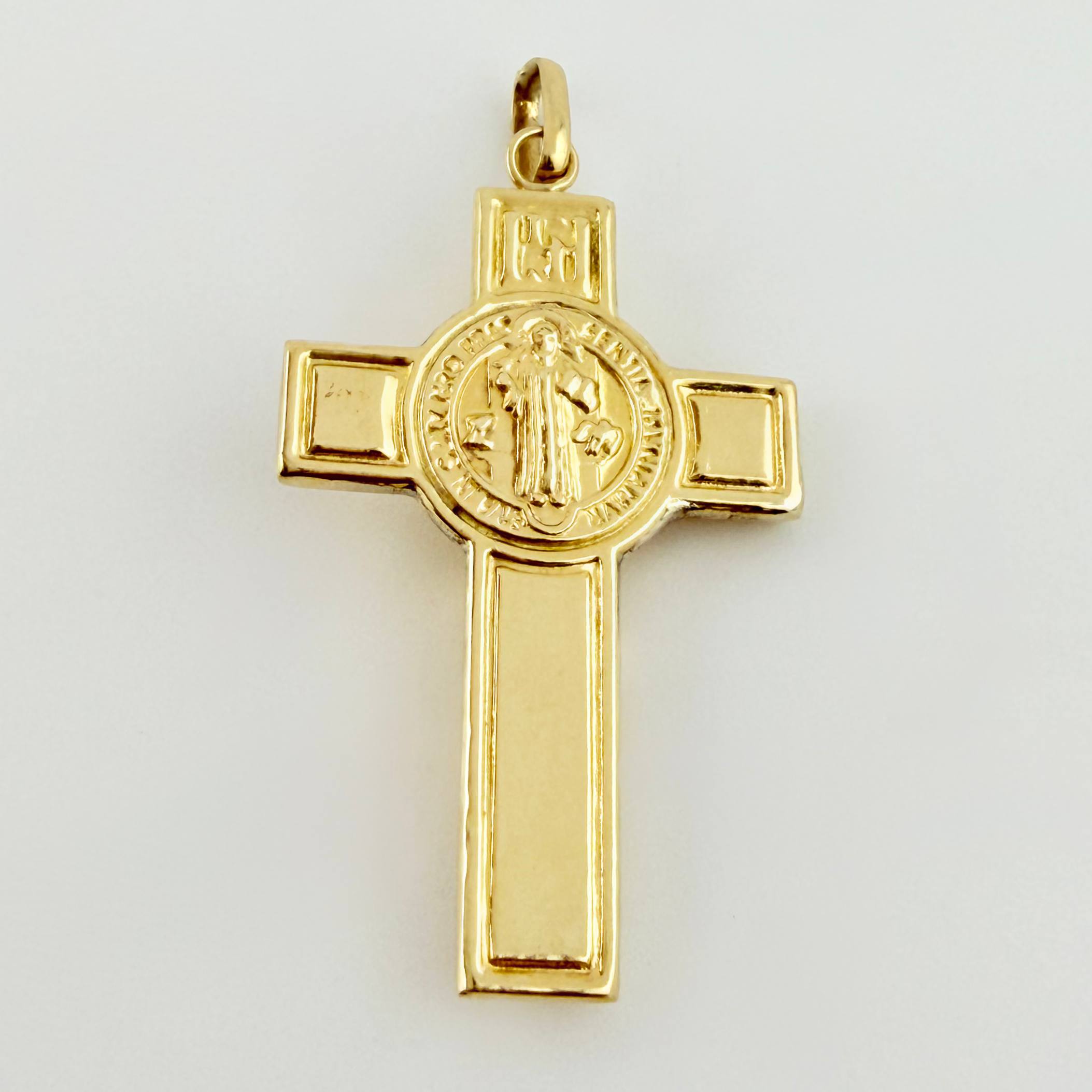 Saint Benedict Christ Cross Pendant 1.85gr / 1 1/2 in / Yellow Gold 18K $
