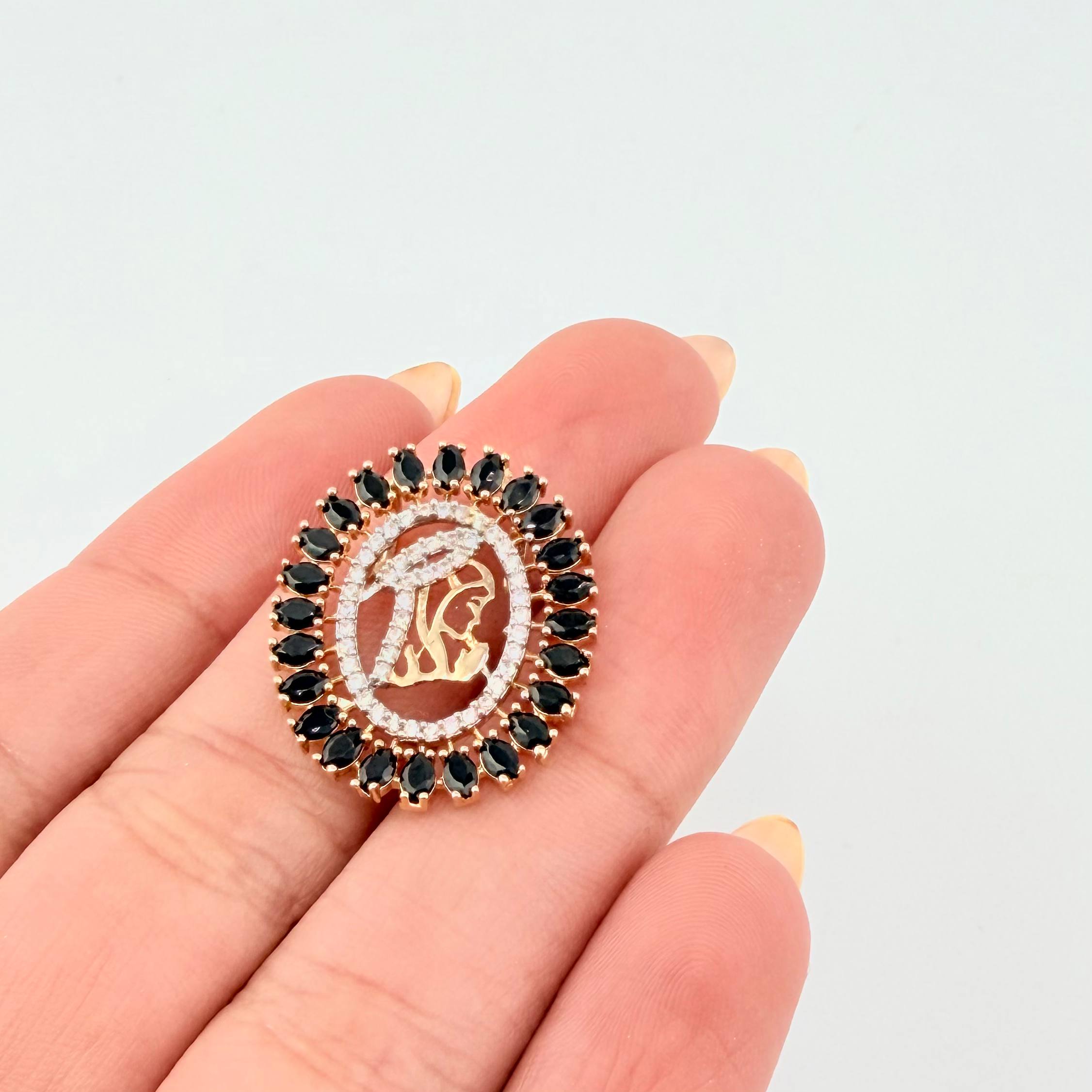 Dije Herraje Silueta Virgen Maria 2.8gr / 1 in / Oro Amarillo 18K