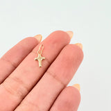 Dije Crúz Lisa 0.15gr / 1/2 in / Oro Amarillo 18K