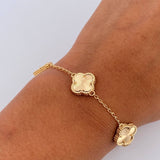 Pulso Espiga Trebol Gradual 5.8gr / 16cm-19.1cm / 1.3mm Diamantado Oro Amarillo 18K $