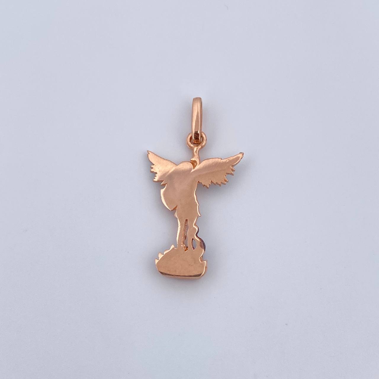Pendant San Miguel Arcangel 1.7gr / 2.7cm / Tres Oros 18K $