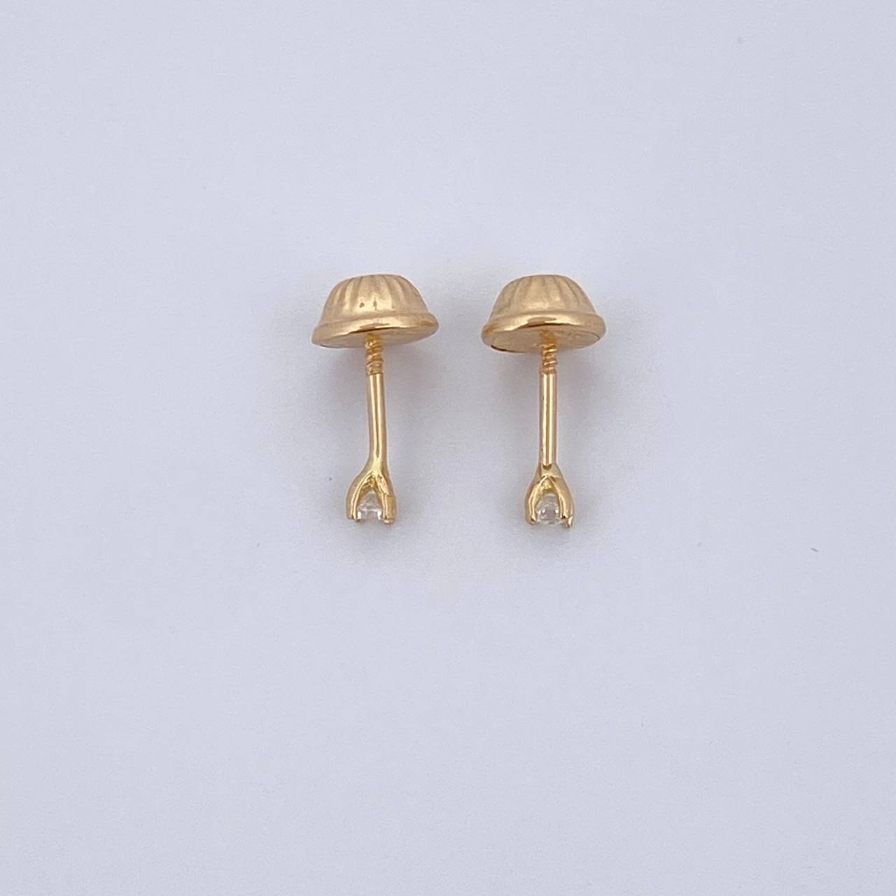 Topos Cuatro Garras 0.4gr / Circon Blanco Oro Amarillo 18K $