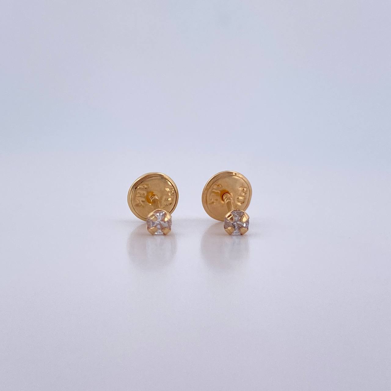 Topos Cuatro Garras 0.4gr / Circon Blanco Oro Amarillo 18K $