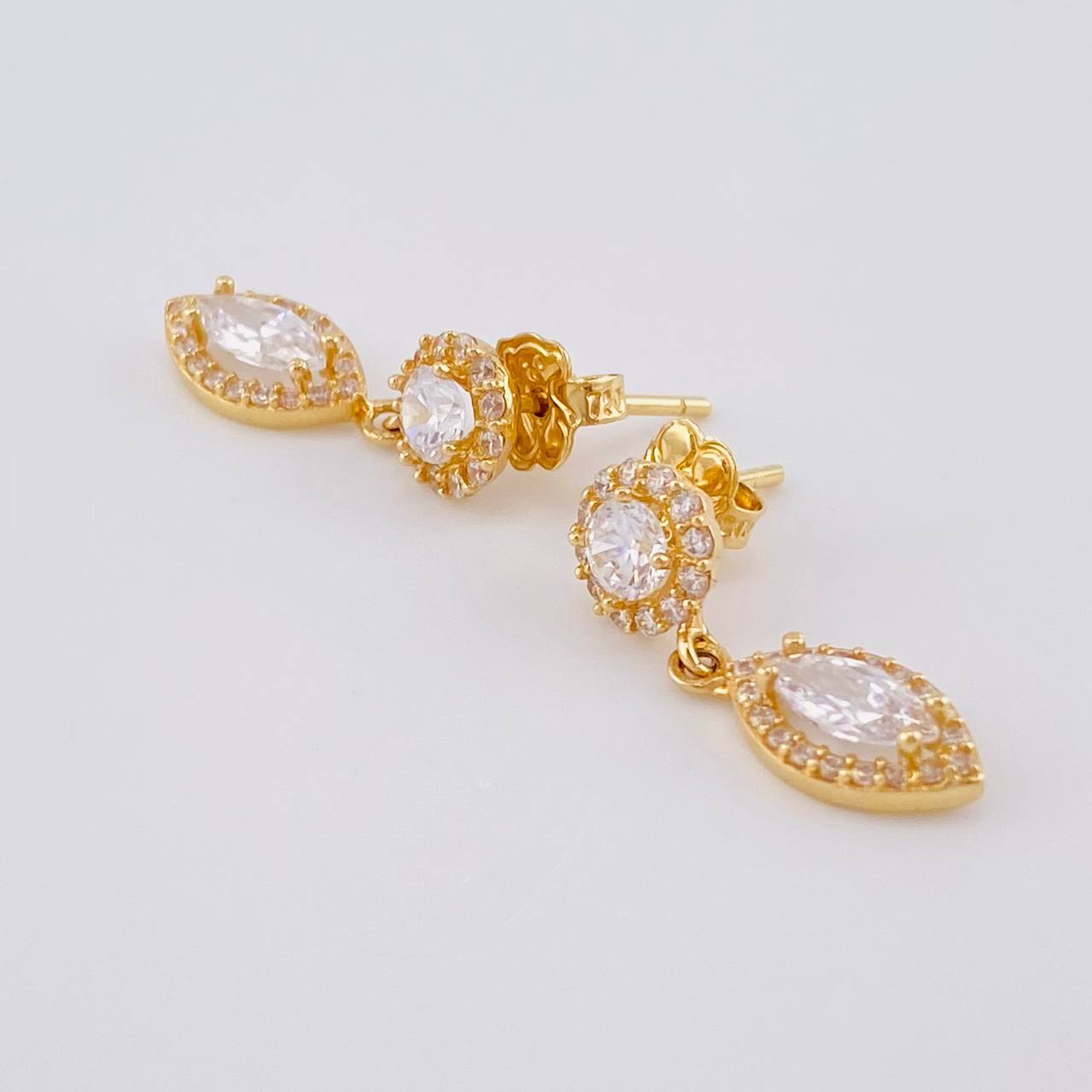 Topos Halo Largos 2.85 g / 3/4 in Oro Amarillo 18K