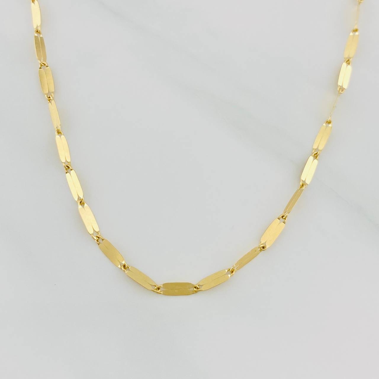 Cadena Aro Seguido 2.05g / 18 in / 2.04mm Oro Amarillo 18K