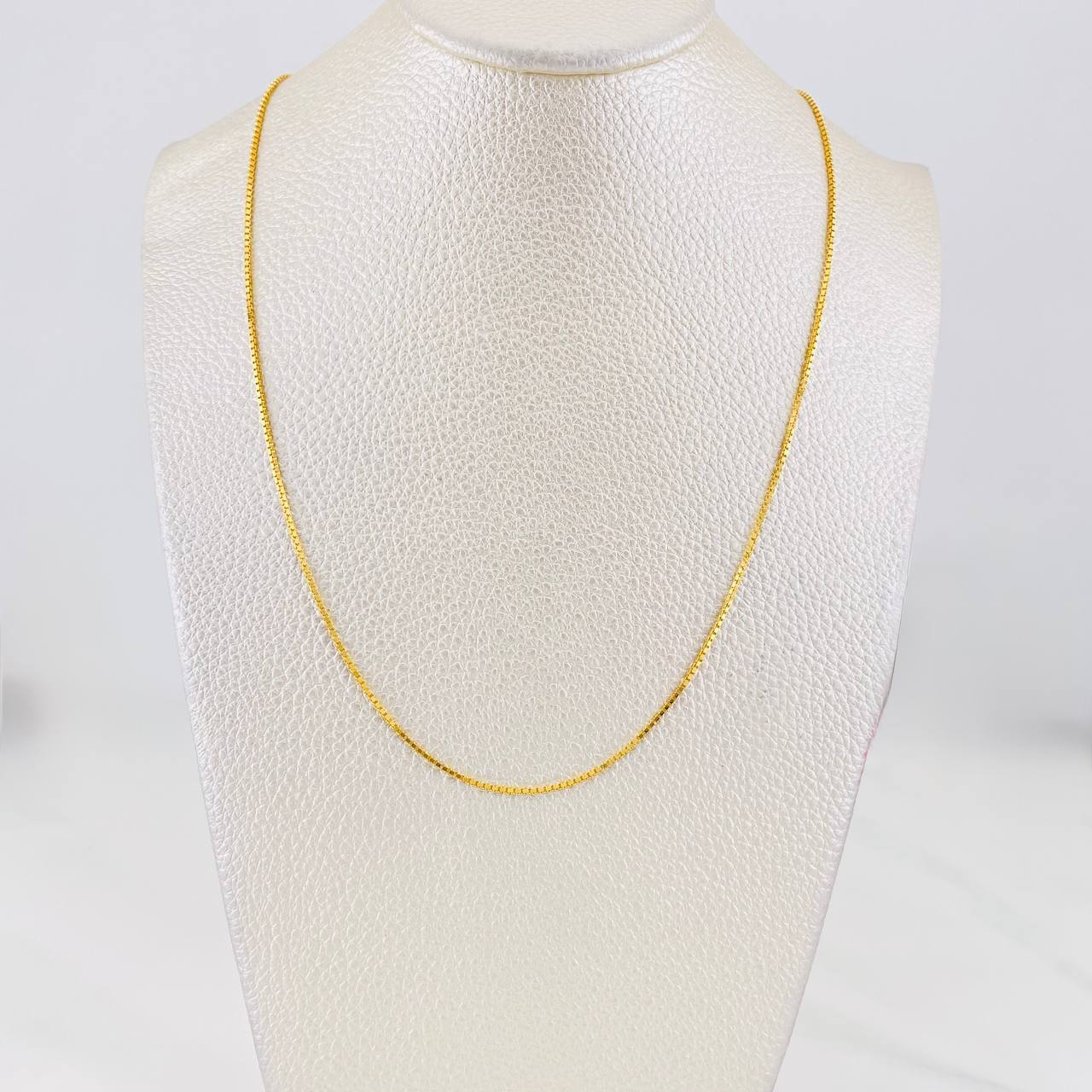Cadena Veneciana 3.3g / 18 in / 0.97mm Oro Amarillo 18K